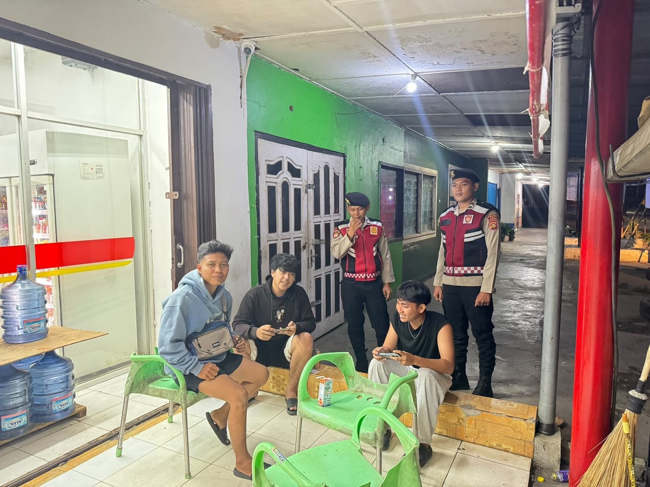 Ciptakan Rasa Aman di Malam Hari, Patroli Perintis Presisi Polres PALI Sasar Komperta dan Gelora 10 November