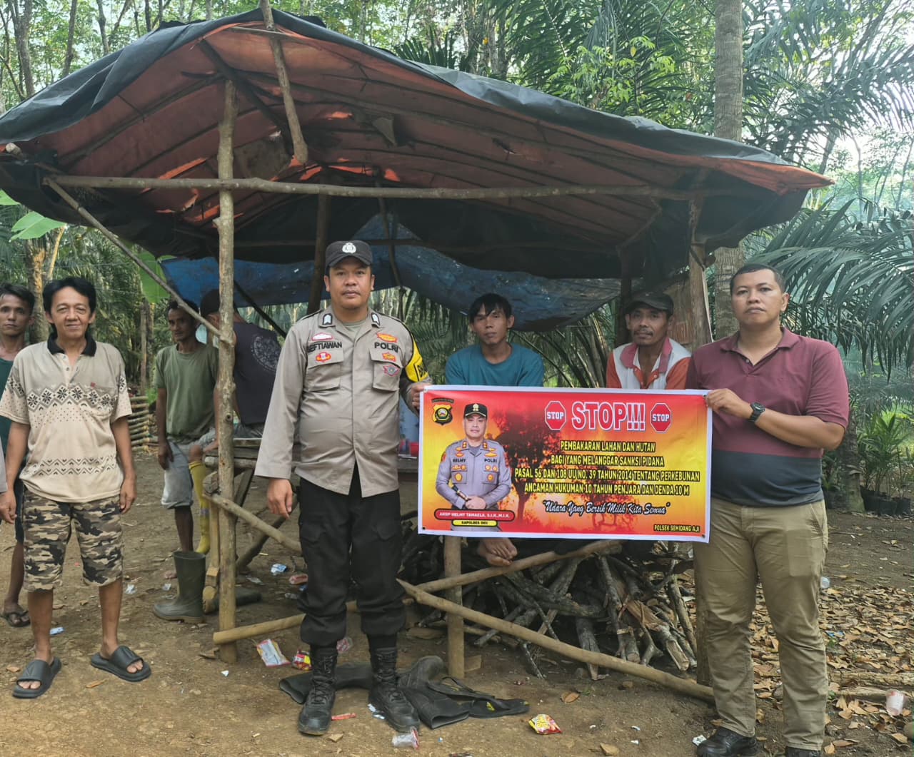 Bhabinkamtibmas Polsek Semidang Aji Sambang Dan Berikan Himbauan Cegah Karhutla