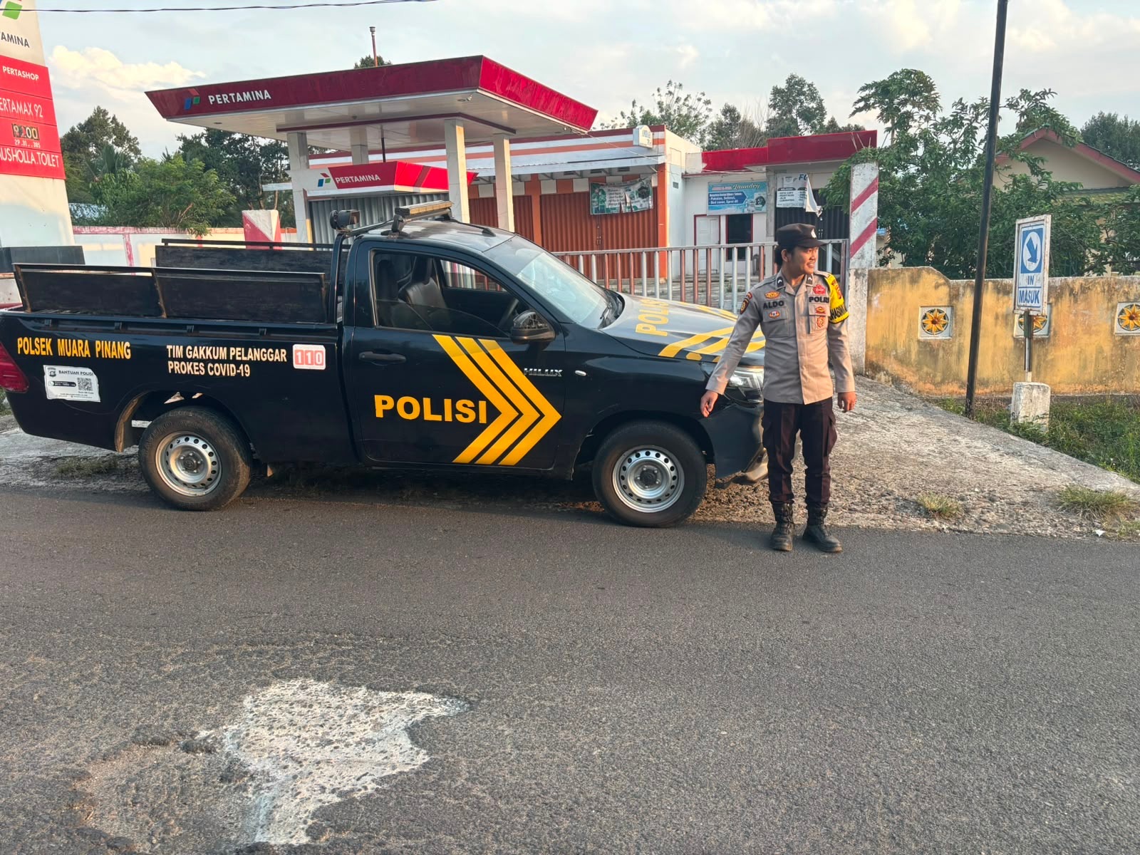 Patroli Sore Polsek Muara Pinang Sasar Jalur Rawan, Antisipasi Balap Liar dan Gangguan Kamtibmas