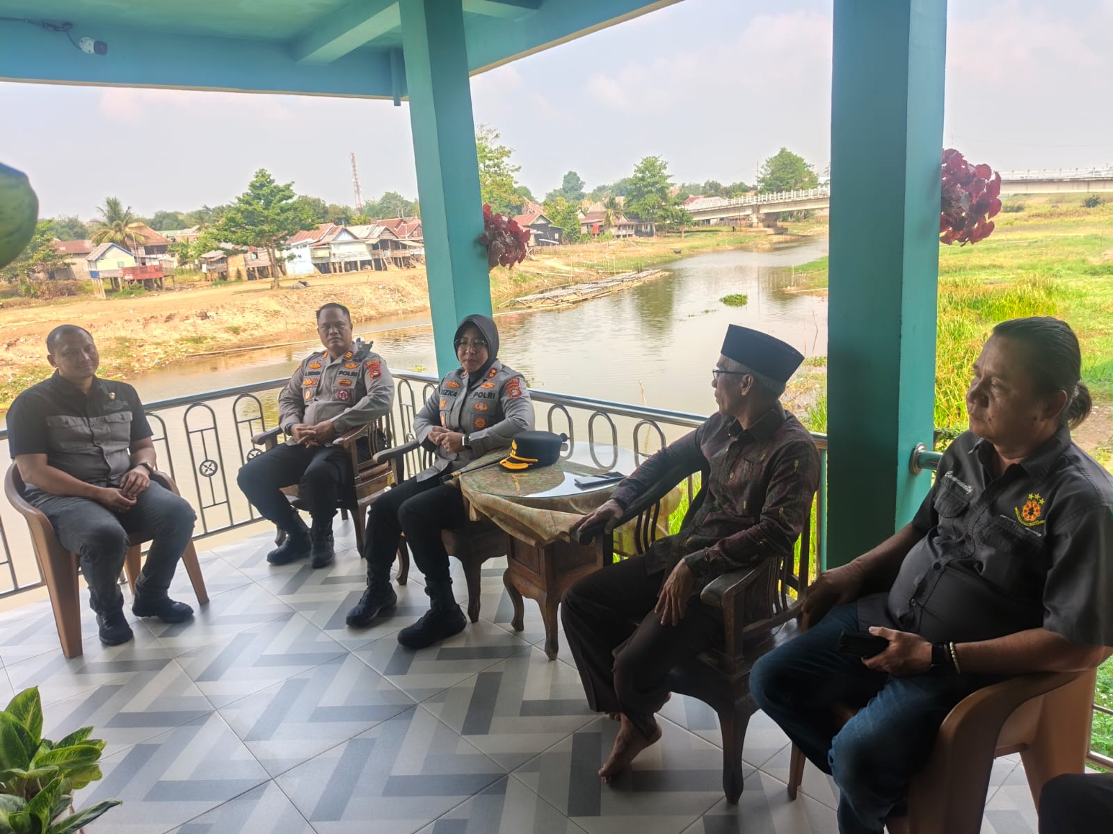 Perkuat Sinergitas Jaga Kamtibmas Kapolres Ogan ilir Silaturahmi dengan ketua MUI