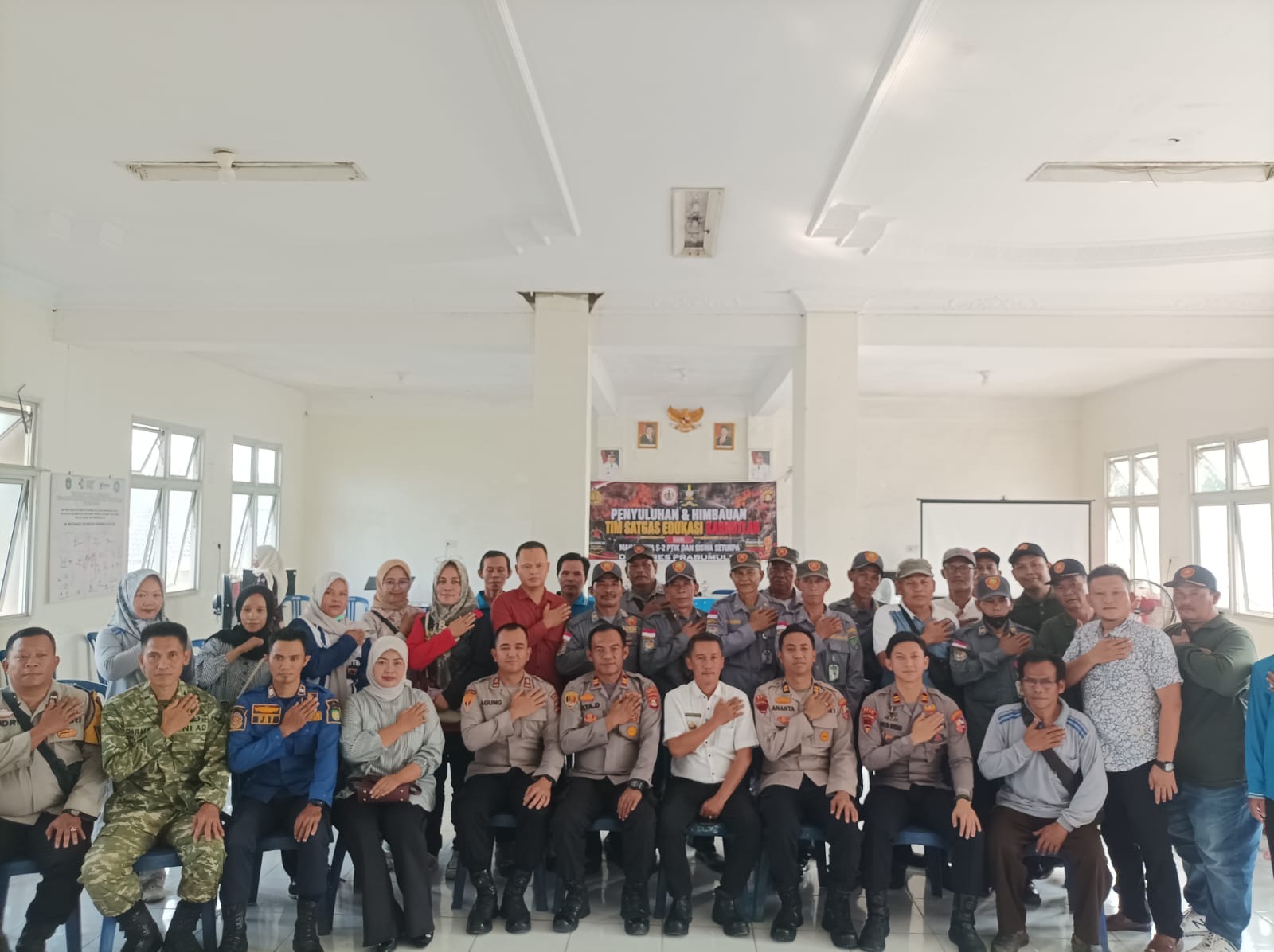 Cegah Kebakaran Hutan dan Lahan, Warga Prabumulih Selatan Diberi Edukasi Bahaya Pembakaran Lahan