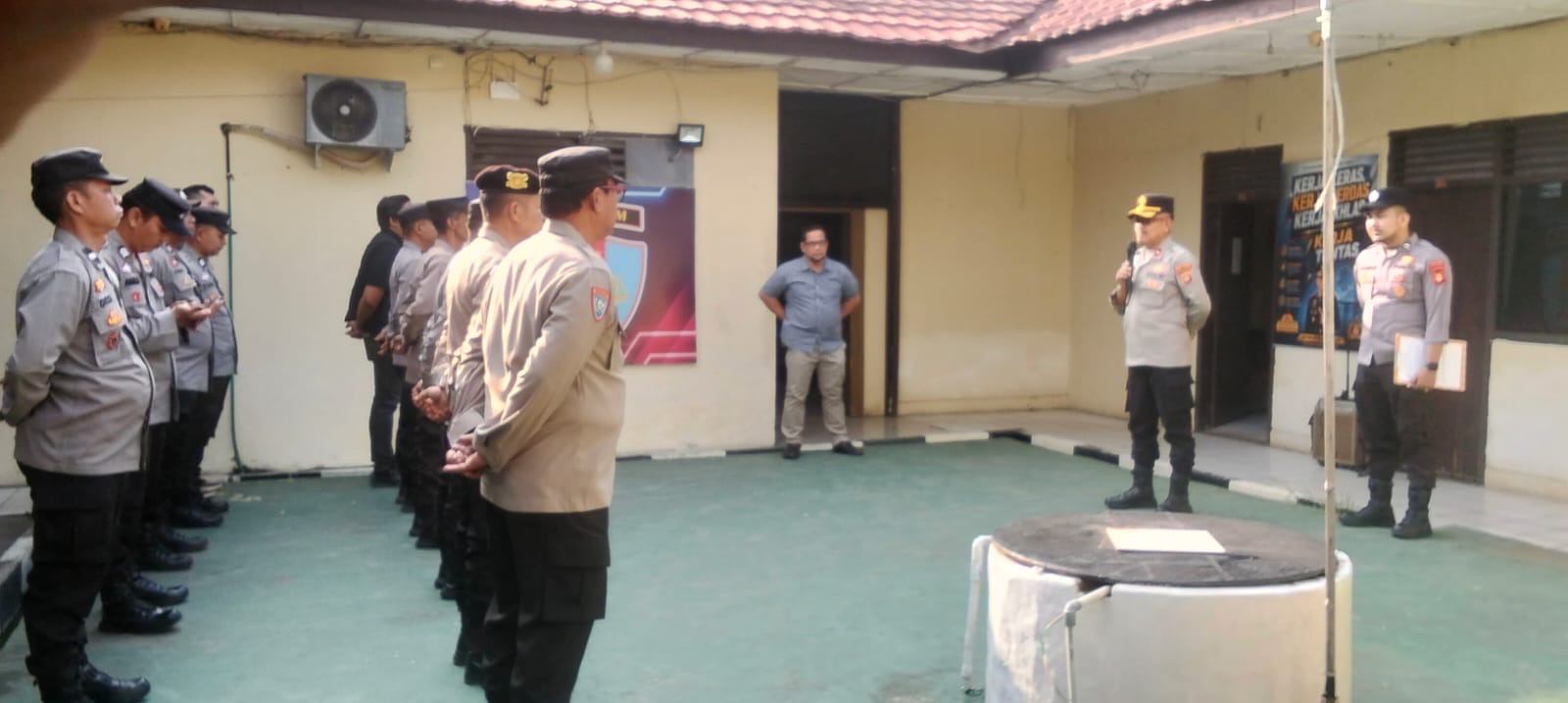 Kapolsek Tebing Tinggi Perkuat Disiplin Personel dan Komitmen Berantas Narkoba, Harkamtibmas Jadi Prioritas