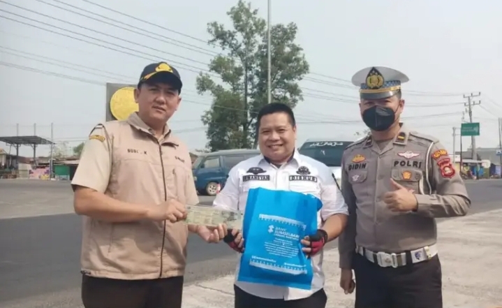 Samsat OKU Timur I Gelar "Samsat Menyapa", Ajak Masyarakat Taat Membayar Pajak Kendaraan