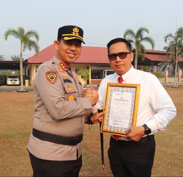 Sinergi Lintas Instansi Jadi Kunci Tekan Karhutla, Kapolres Musi Rawas Beri Penghargaan