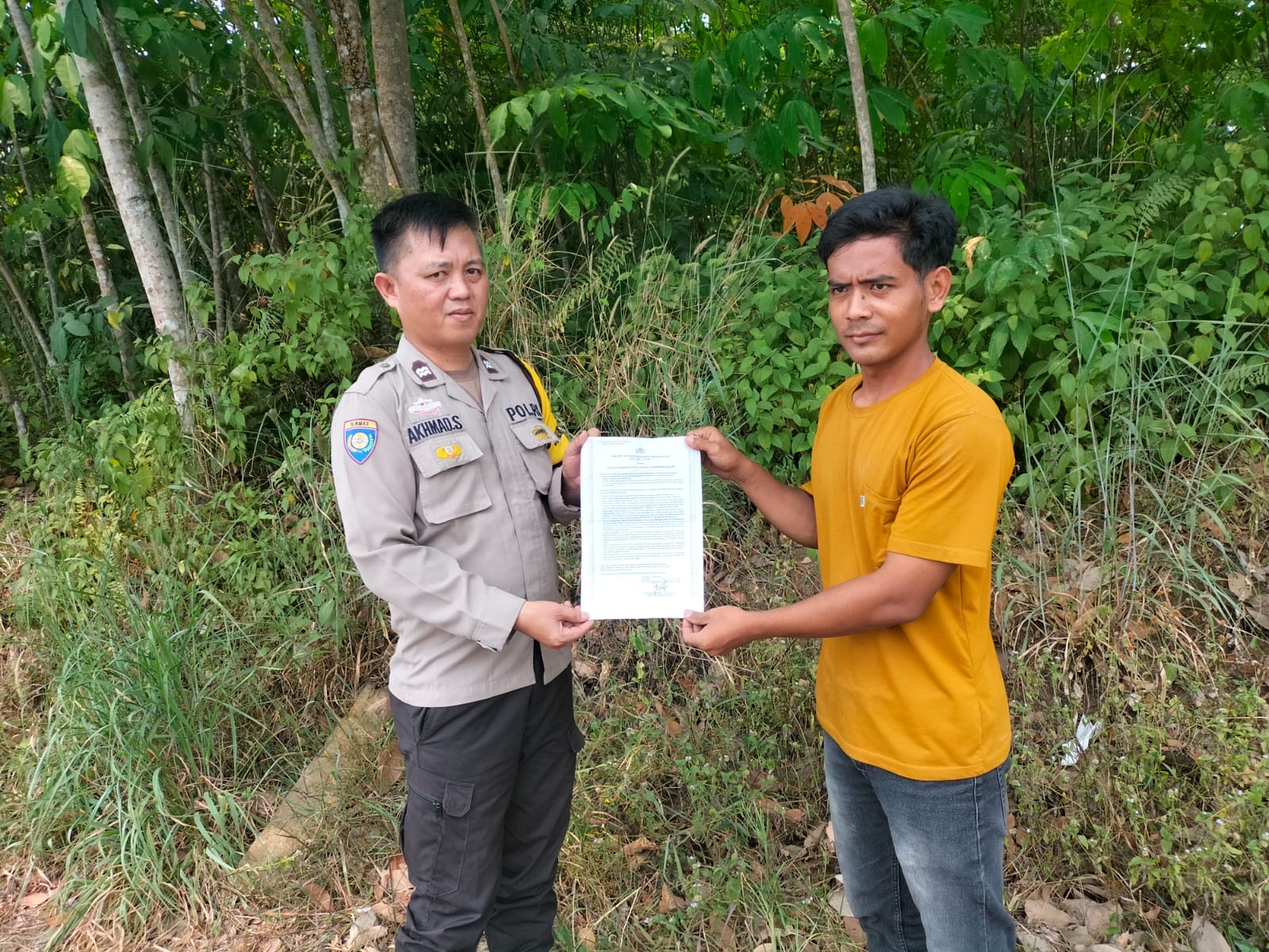 Cegah Karhutla, Bhabinkamtibmas Mesat Seni Imbau Warga Tak Sembarangan Bakar Lahan