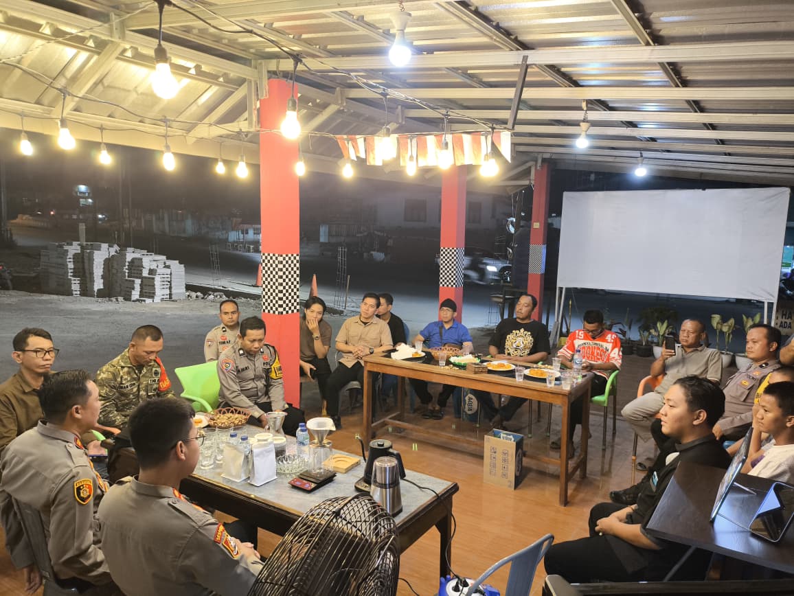 Tongkrongan Bukan Sekadar Ngobrol, Serdik Sespimmen Polri Dikreg 67 Ajak Warga Lawang Kidul Jadi Garda Terdepan Cegah Karhutla