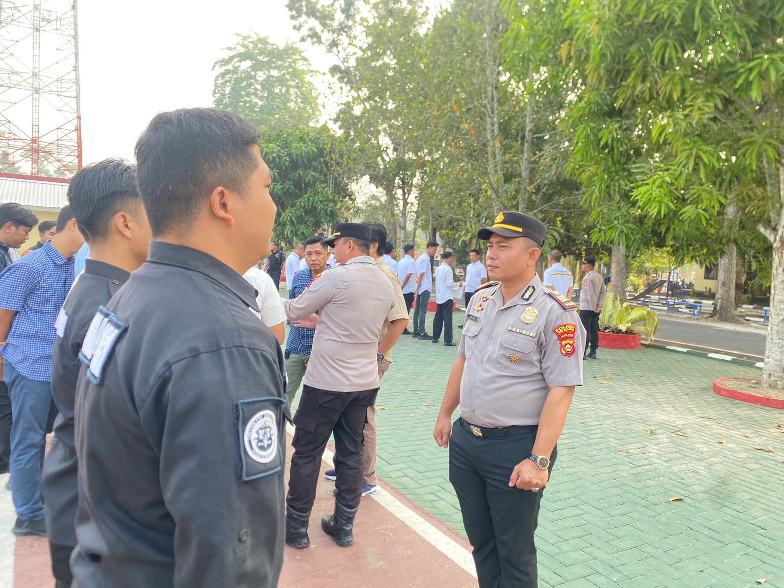 Kasi Humas Polres OKU Selatan Himbau Masyarakat Stop Sebar Hoax, Terutama Flyer AI