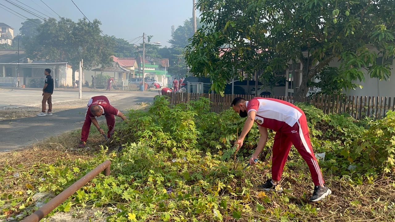 Polsek Pengandonan Gencarkan Mitigasi Karhutla, Bhabinkamtibmas Edukasi Warga Cegah Kebakaran Hutan dan Lahan