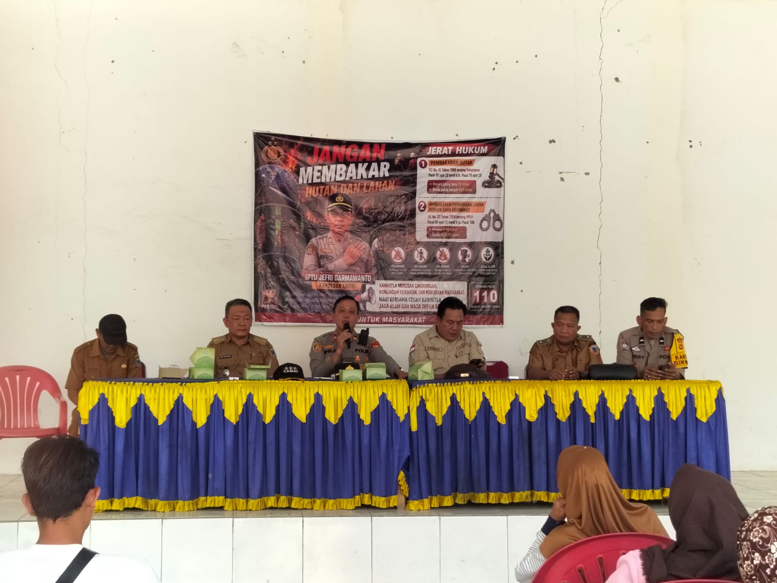 Cegah Karhutla, Polsekta Lahat Ajak Para Kades dan Warga Gumay Talang Perkuat Kewaspadaan