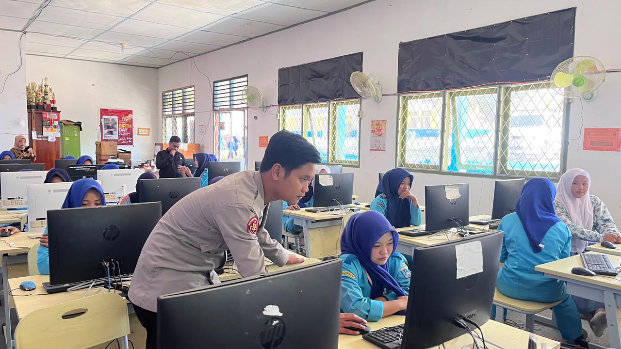 Polres Pagar Alam Berikan Edukasi Paham AI kepada Siswa SMA Negeri 2 Pagar Alam