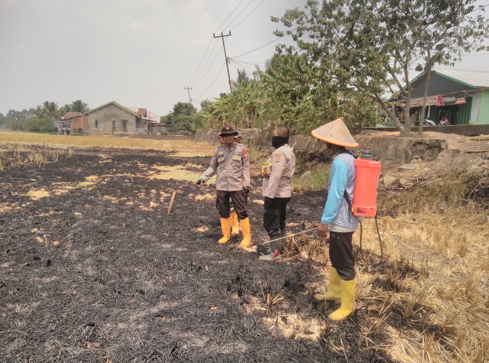 Jaga Lingkungan Bersama, Polsek Pemulutan Polres Ogan Ilir dan Warga Cegah Karhutla meluas