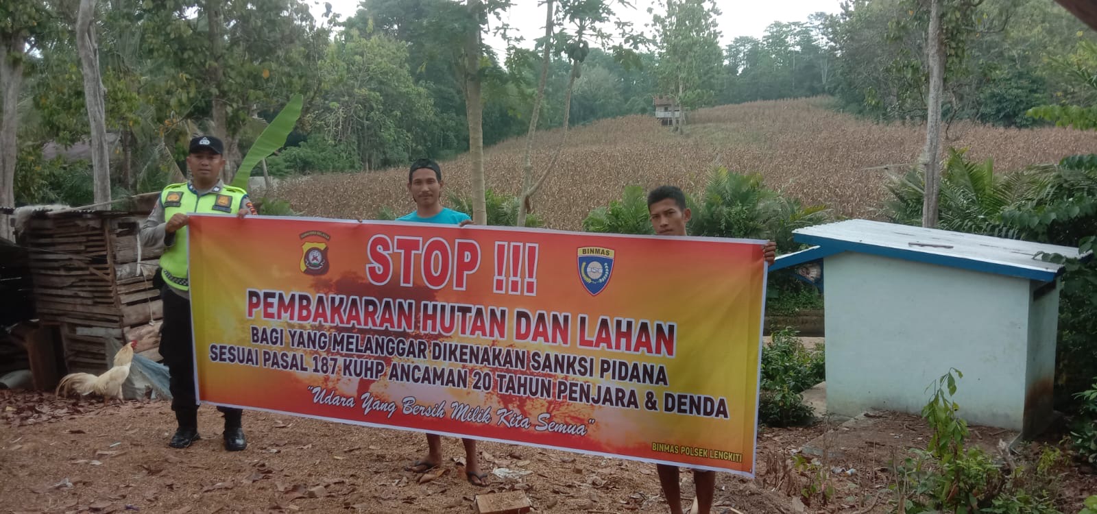 Bhabinkamtibmas Polsek Lengkiti Sambangi Ketahanan Pangan Jagung Warga dan Sampaikan Himbauan Karhutlah