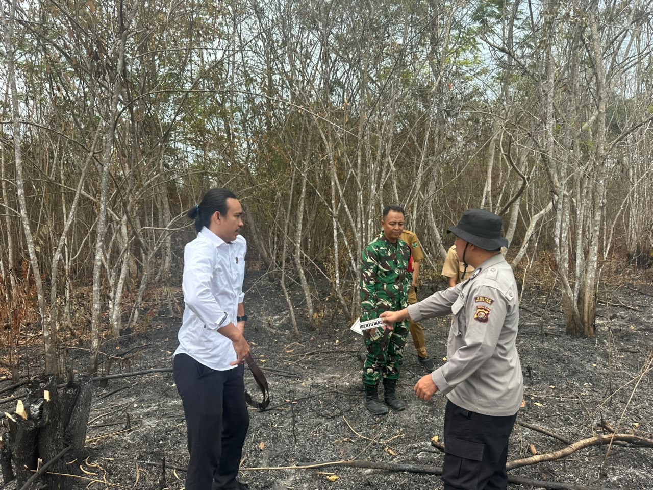 Polsek Rambang Niru Verifikasi Hotspot Pantauan NOAA20 di Banuayu, Luas Lahan Terbakar Diperkirakan 1 Hektare