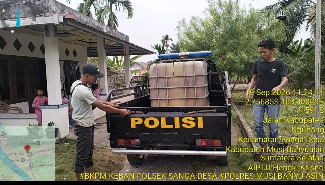Peduli Kebutuhan Air Bersih Warga, Kapolsek Sanga Desa Cek Lokasi Rencana Pembangunan Sumur Bor
