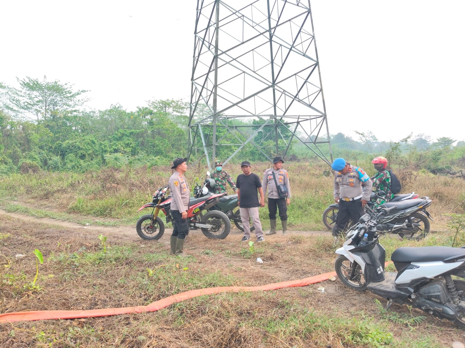 Patroli Bersama, Polsek Jejawi Cegah Karhutla di Muara Batun