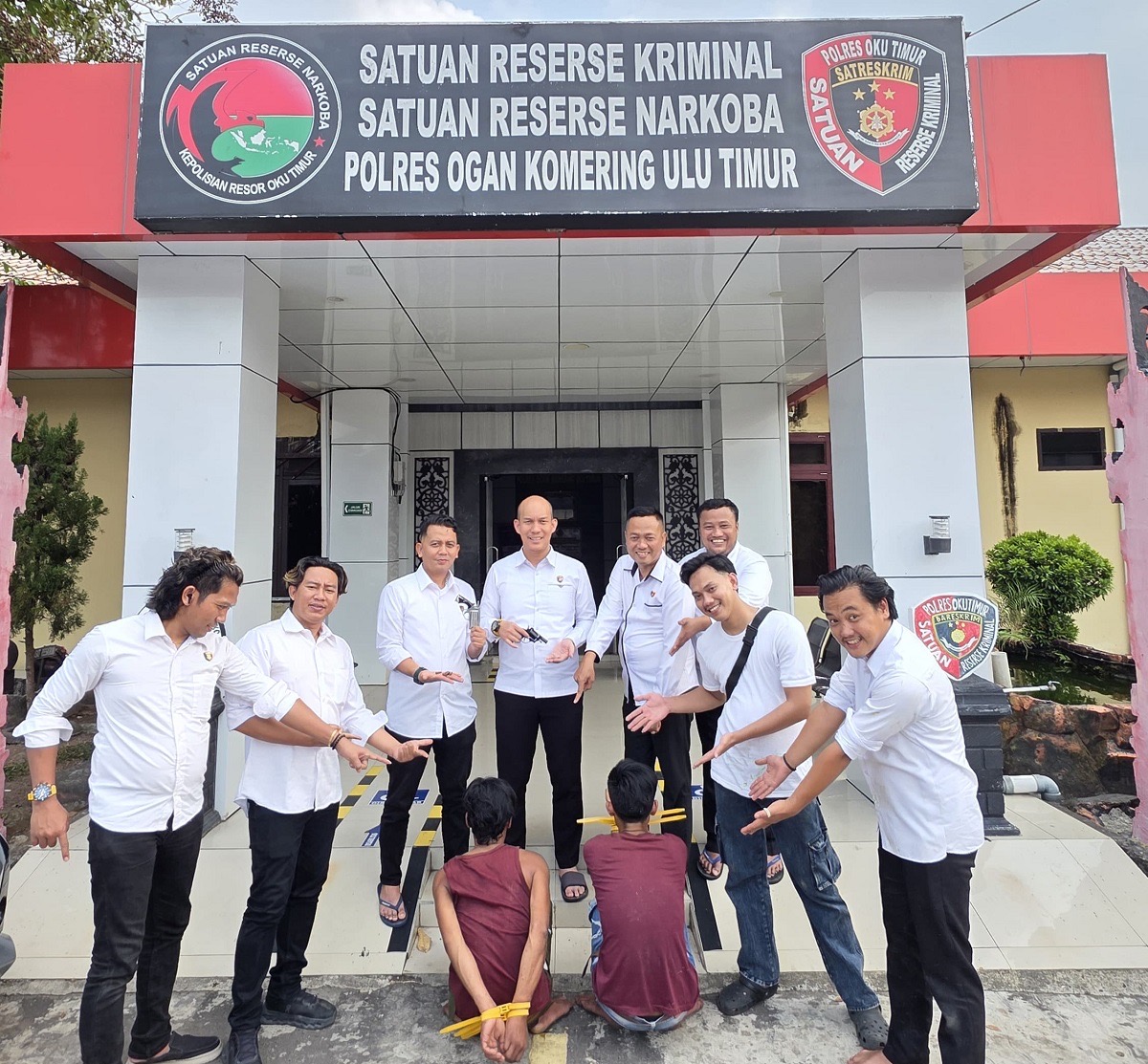Bikin Warga Resah, Pria di OKU Timur Diamankan Bawa 2 Senpi Rakitan