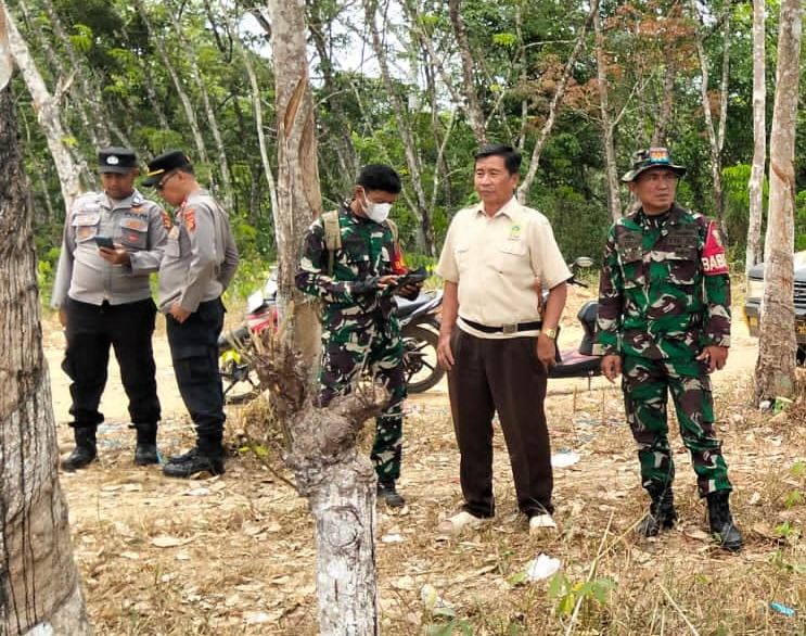Sinergi TNI-Polri dan Pemerintah Kecamatan, Polsek Lengkiti Laksanakan Patroli Karhutla