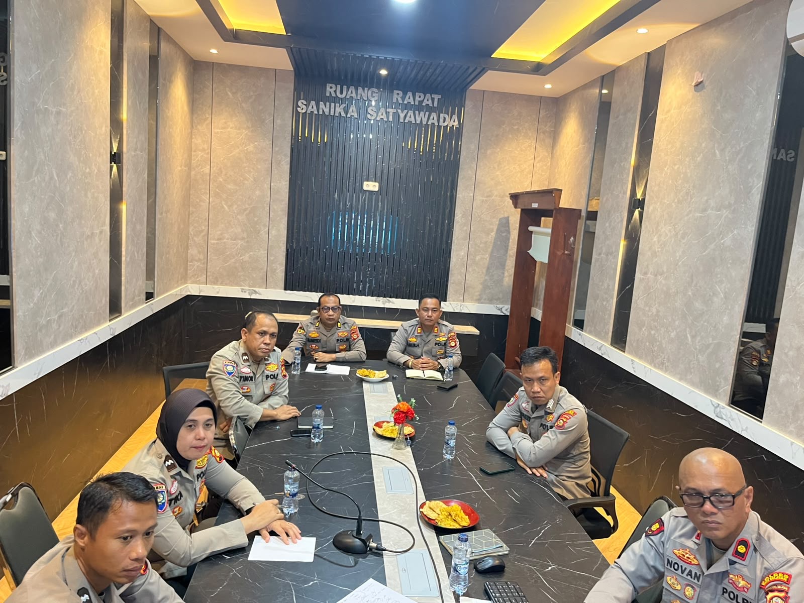 Wakapolres OKU Selatan Pimpin Vidcon dengan Mabes Polri Bahas Open Recruitment SMA Kemala Bhayangkara