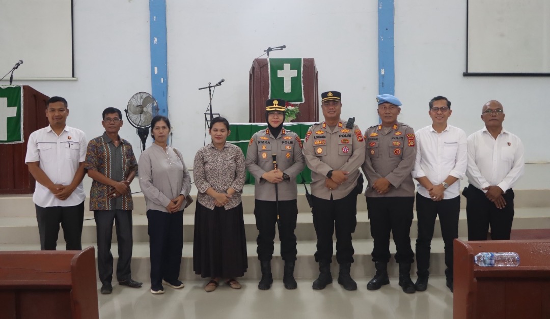 Perkuat Toleransi, Kapolres Ogan Ilir Gelar Silaturahmi Kamtibmas di Gereja HKBP Efrata Desa Lorok