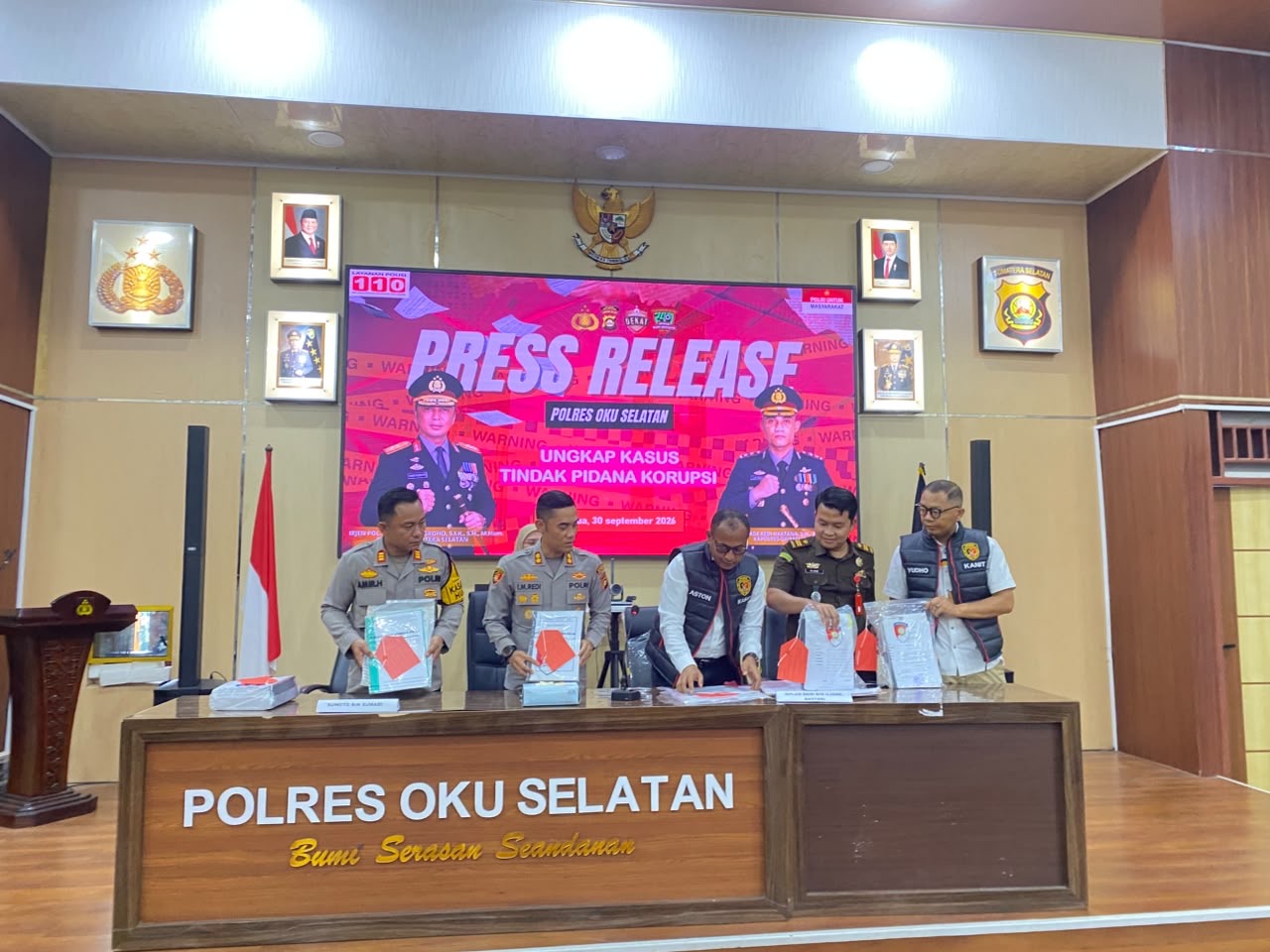 Gebrakan Polres OKU Selatan: Polres OKU Selatan Bongkar Korupsi dari 2 Eks Kades