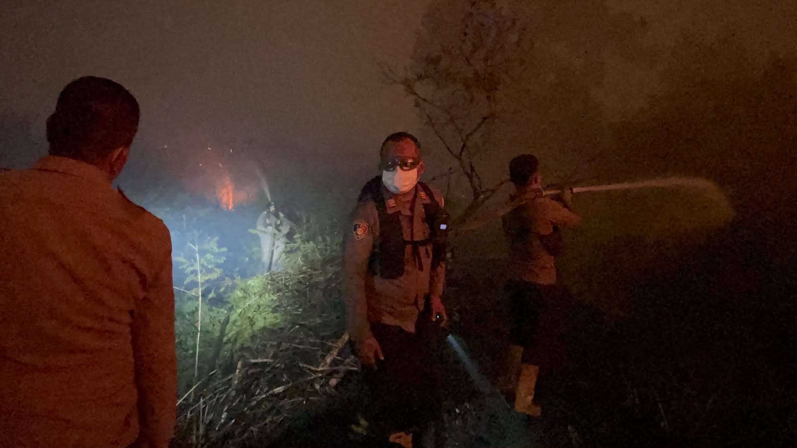 Tim Gabungan Berhasil Jinakkan Kebakaran Lahan 5 Hektare di Pemulutan Ogan Ilir