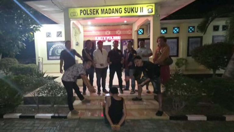 Ditinggal Kondangan, Rumah Dibobol Kawanan Pencuri