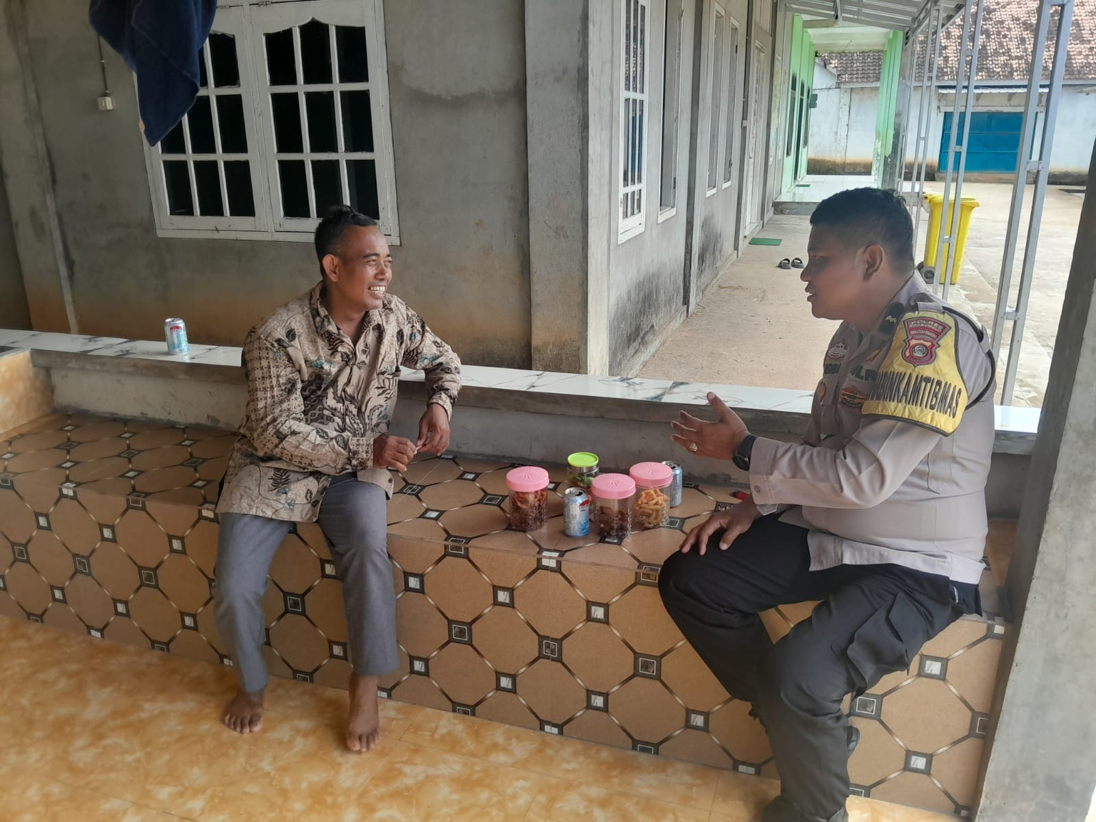 Bhabinkamtibmas Desa Rambang senuling Gencar Sosialisasi Cegah Karhutla di Musim Kemarau