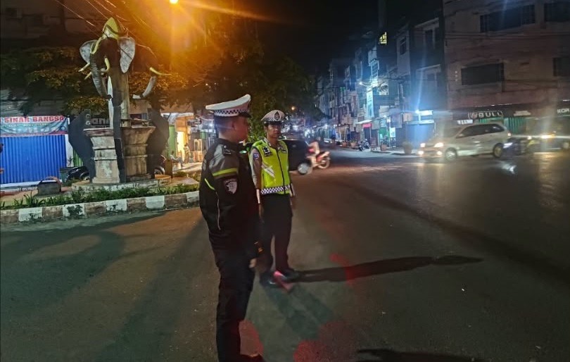 Satlantas Polres OKU Gelar Blue Light Patrol, Wujudkan Keamanan dan Ketertiban Berlalu Lintas