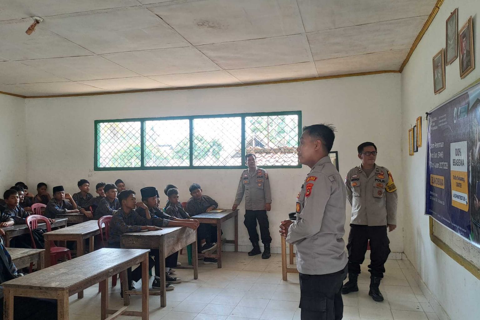Perluas Akses Pendidikan, Polsek BP Peliung Sosialisasikan Penerimaan Murid Baru SMA Kemala Taruna Bhayangkara