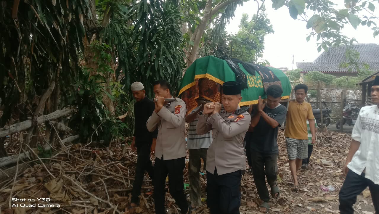 Polsek Muara Kuang Sambang Duka Warga Tanabang Ulu Meninggal Dunia