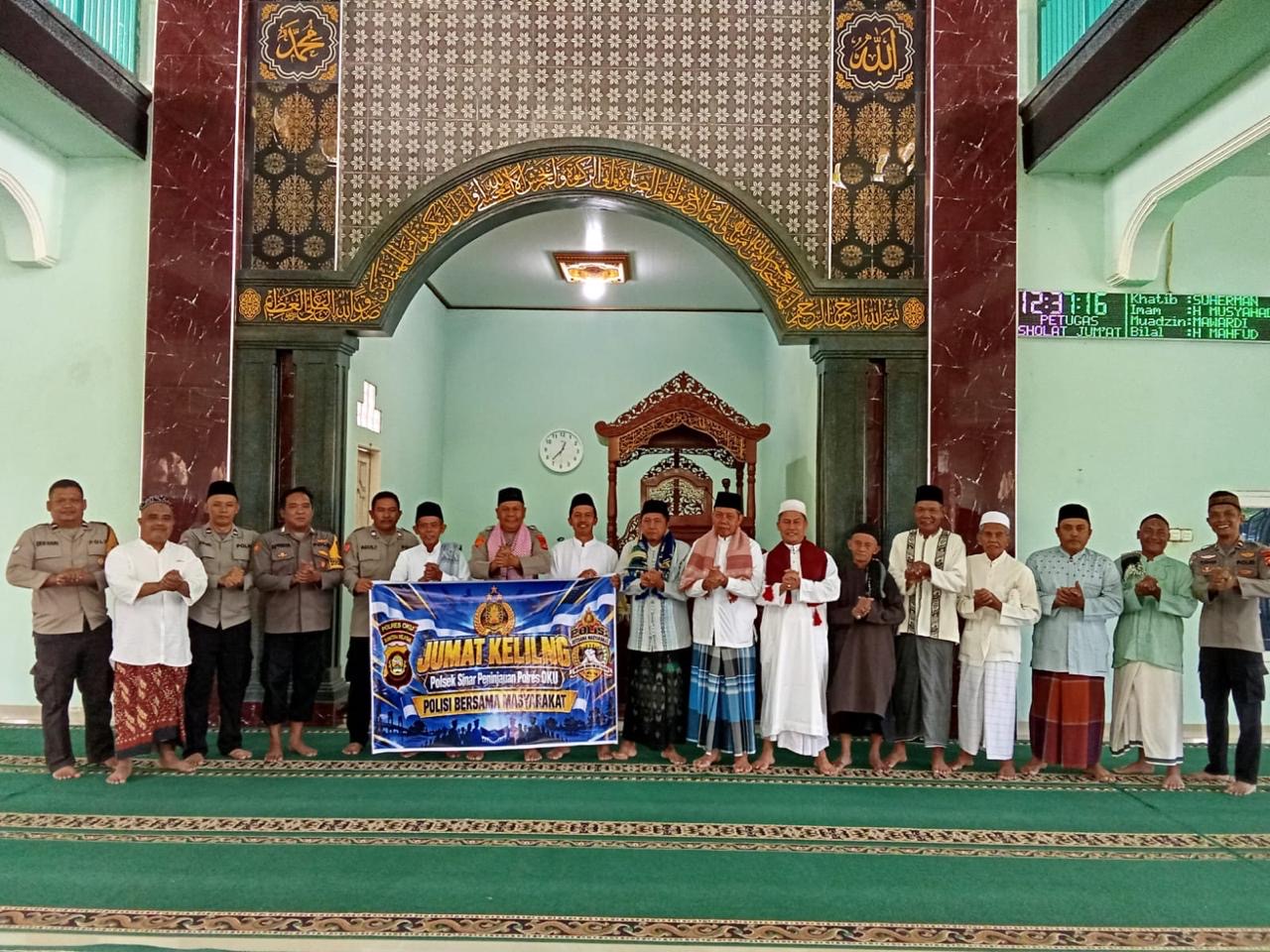 Polsek Sinar Peninjauan Gelar Jumat Keliling Di Masjid Al Hijrah, Kapolsek Sampaikan Khotbah Dan Imbauan Kamtibmas