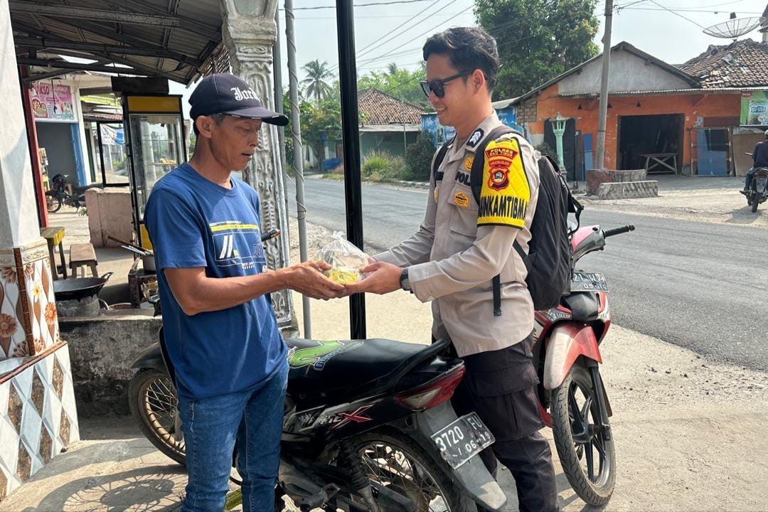 Wujud Kepedulian Sosial, Polsek BP Peliung Gelar Aksi Sedekah dan Berbagi Makanan di Jumat Berkah