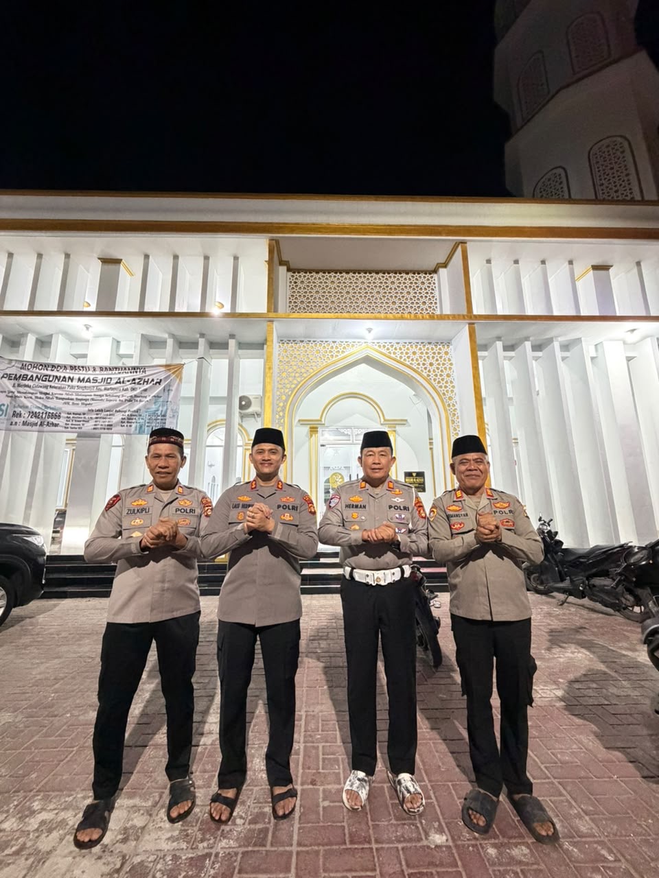 Kapolres OKU Timur Ajak Warga Perkuat Kerukunan Lewat Sholat Subuh Keliling
