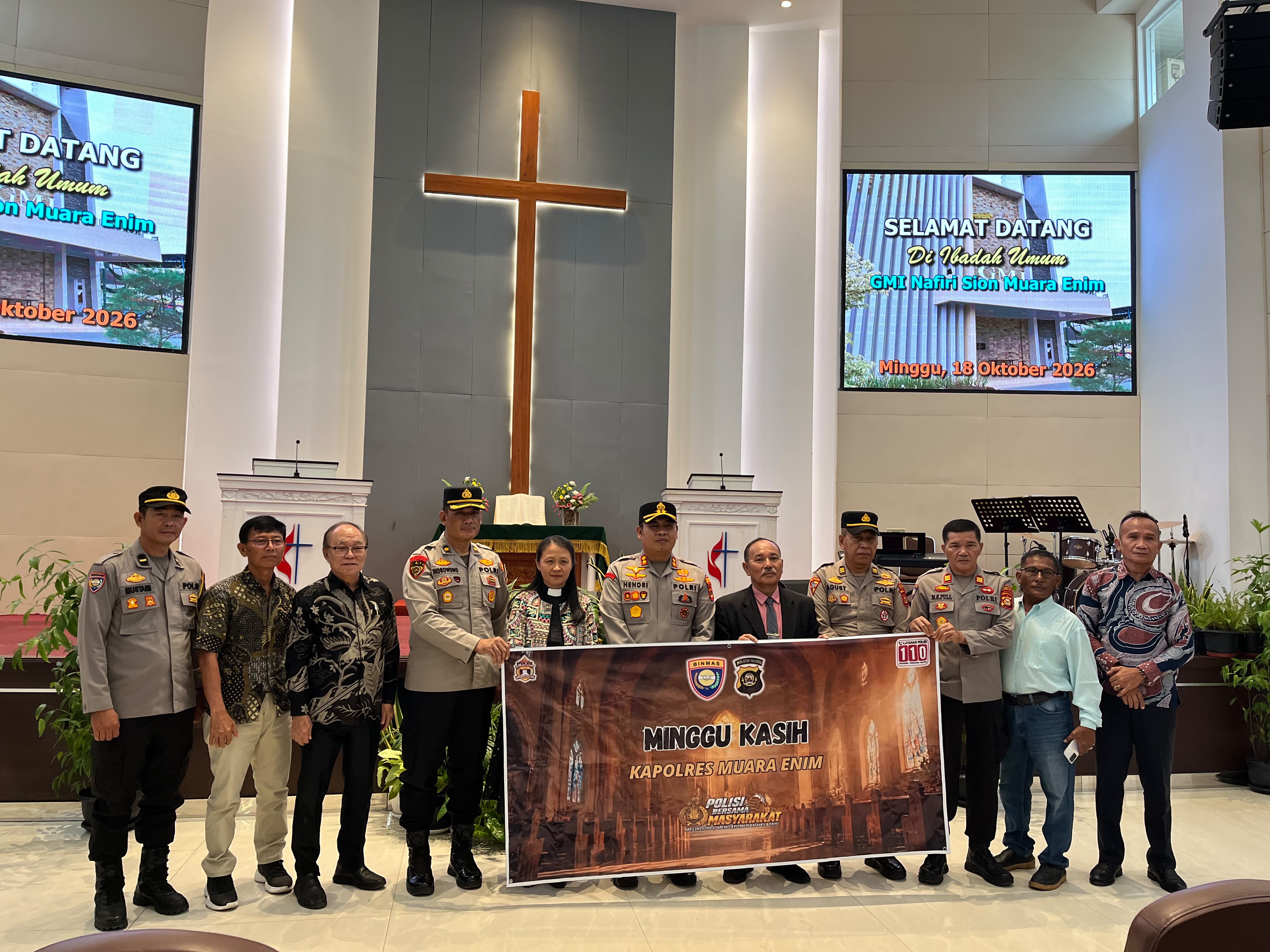 Bukan Sekadar Menjaga Keamanan, Polres Muara Enim Bangun Kedekatan dengan Jemaat GMI Muara Enim Lewat Minggu Kasih