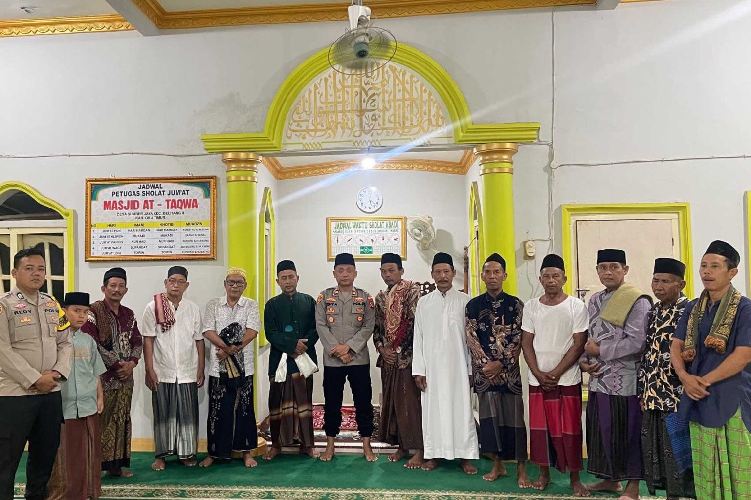 Sholat Subuh Keliling, Kapolsek Belitang II Ajak Jamaah Jaga Kamtibmas dan Cegah Karhutla