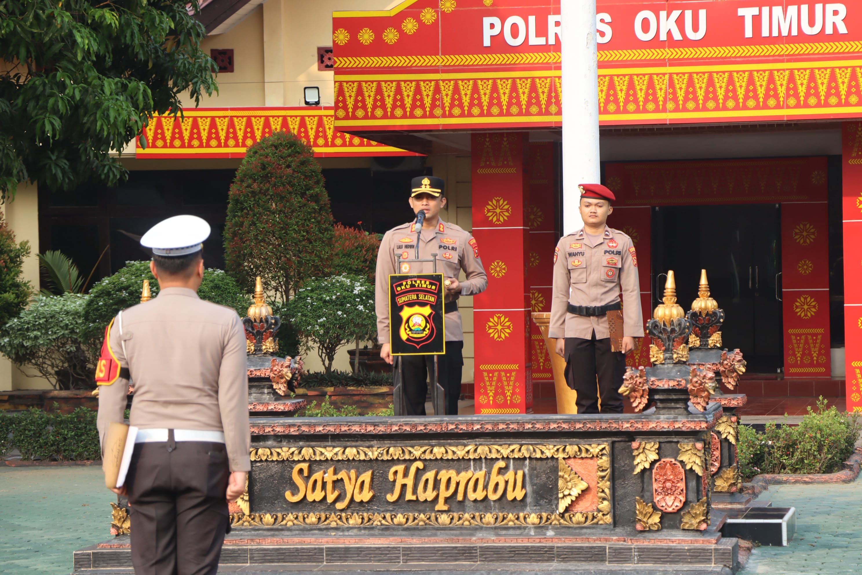 Perkuat Kesetiaan dan Pelayanan, Kapolres OKU Timur Minta Personel Selalu Hadir di Tengah Masyarakat
