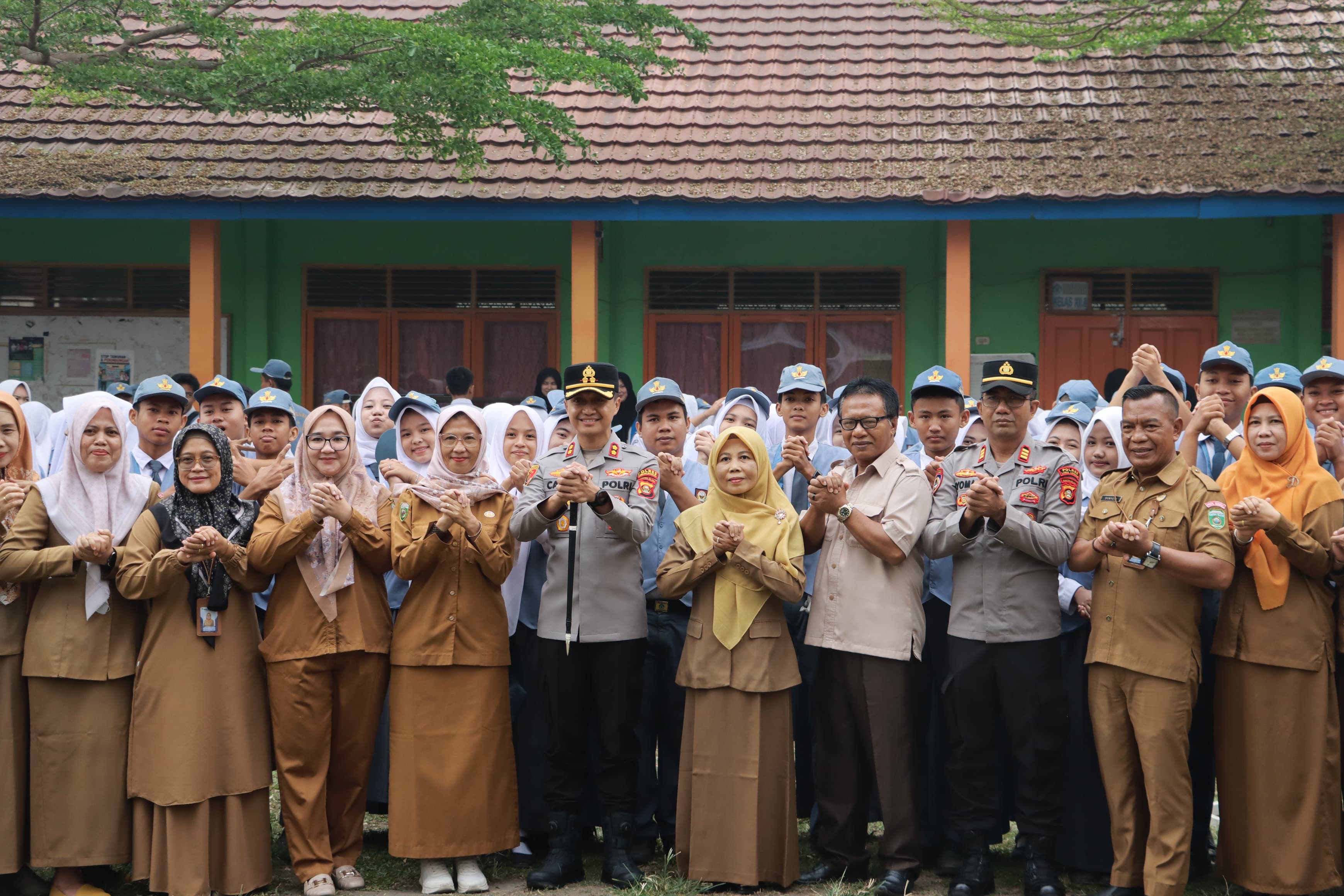 Dukung Program POLIDIK Kapolri, Kapolres Lubuk Linggau Ajak Pelajar SMA Negeri 4 Jauhi Narkoba dan Perundungan