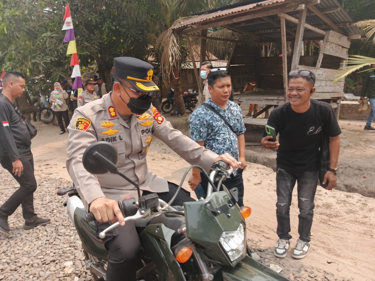 Tinjau Langsung Karhutla di Muara Medak, Kapolres Muba Bersama Bupati Perkuat Sinergi Penanganan Kebakaran