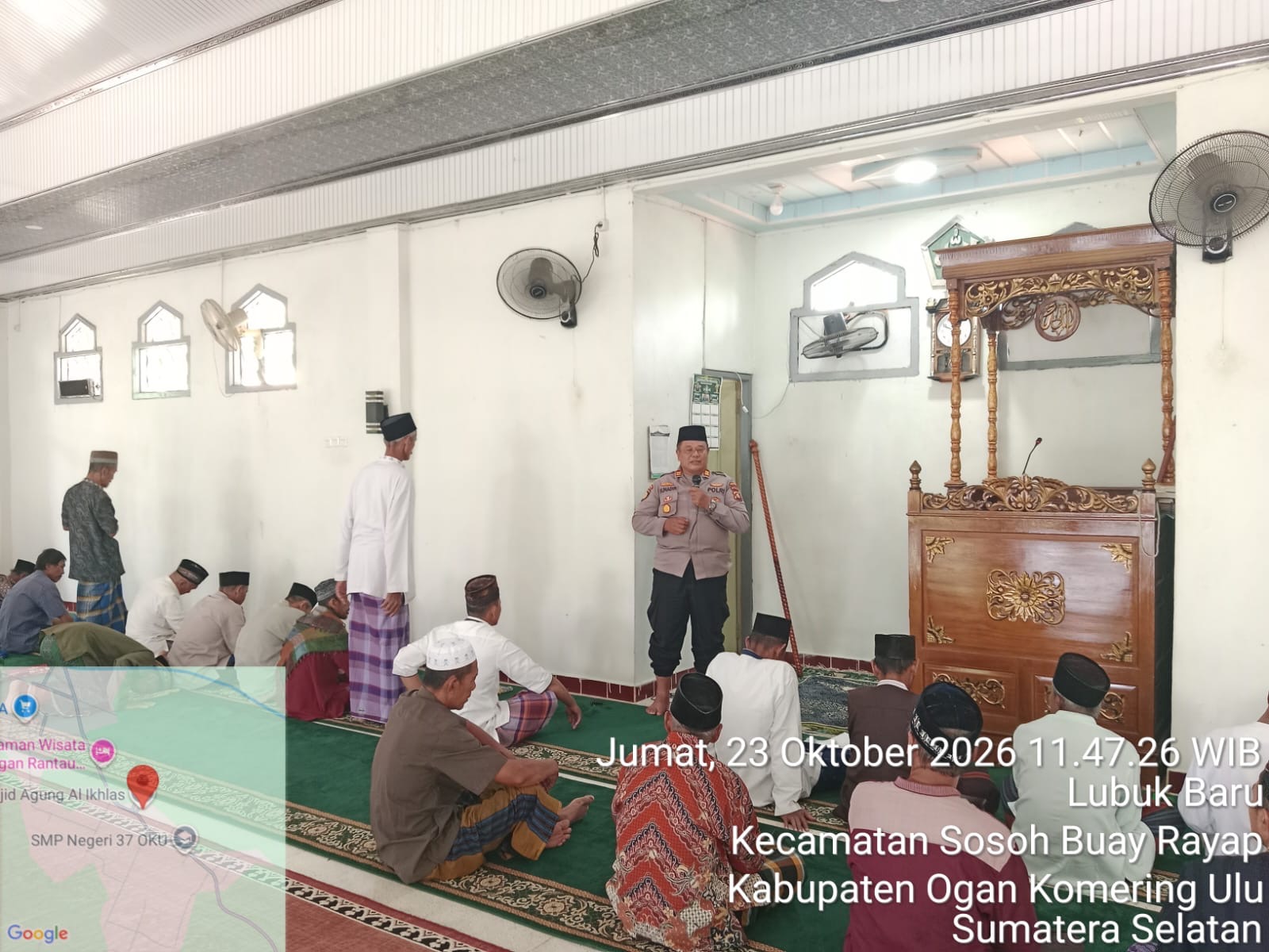 Polsek Sosoh Buay Rayap Laksanakan Safari Jumat Keliling Di Masjid Al Ikhlas Desa Tungku Jaya, Sampaikan Imbauan Kamtibmas Kepada Masyarakat