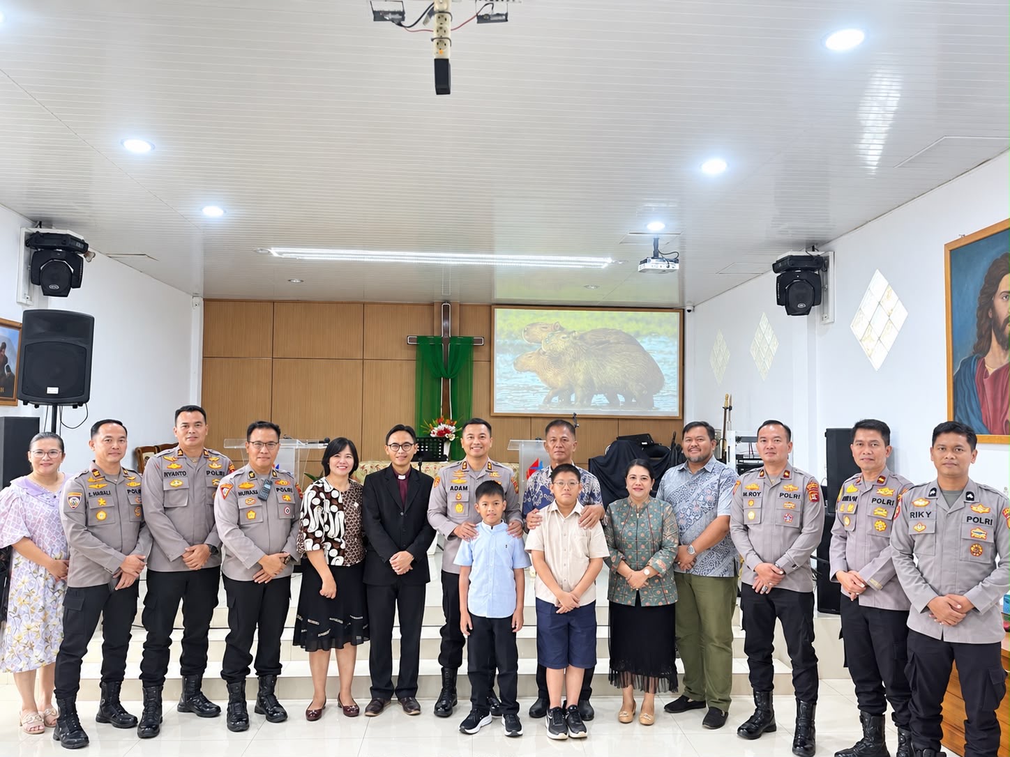 Kapolres Pagar Alam Kunjungi Gereja Methodist, Pererat Silaturahmi dan Toleransi Antarumat Beragama