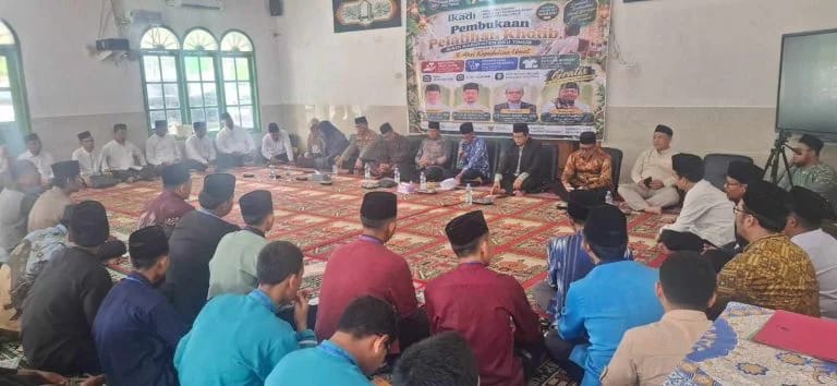Kapolsek Martapura Kompol Hariyanto Hadiri Pelatihan Khatib IKADI OKU Timur dan Peluncuran Sekolah Da’i MADANI