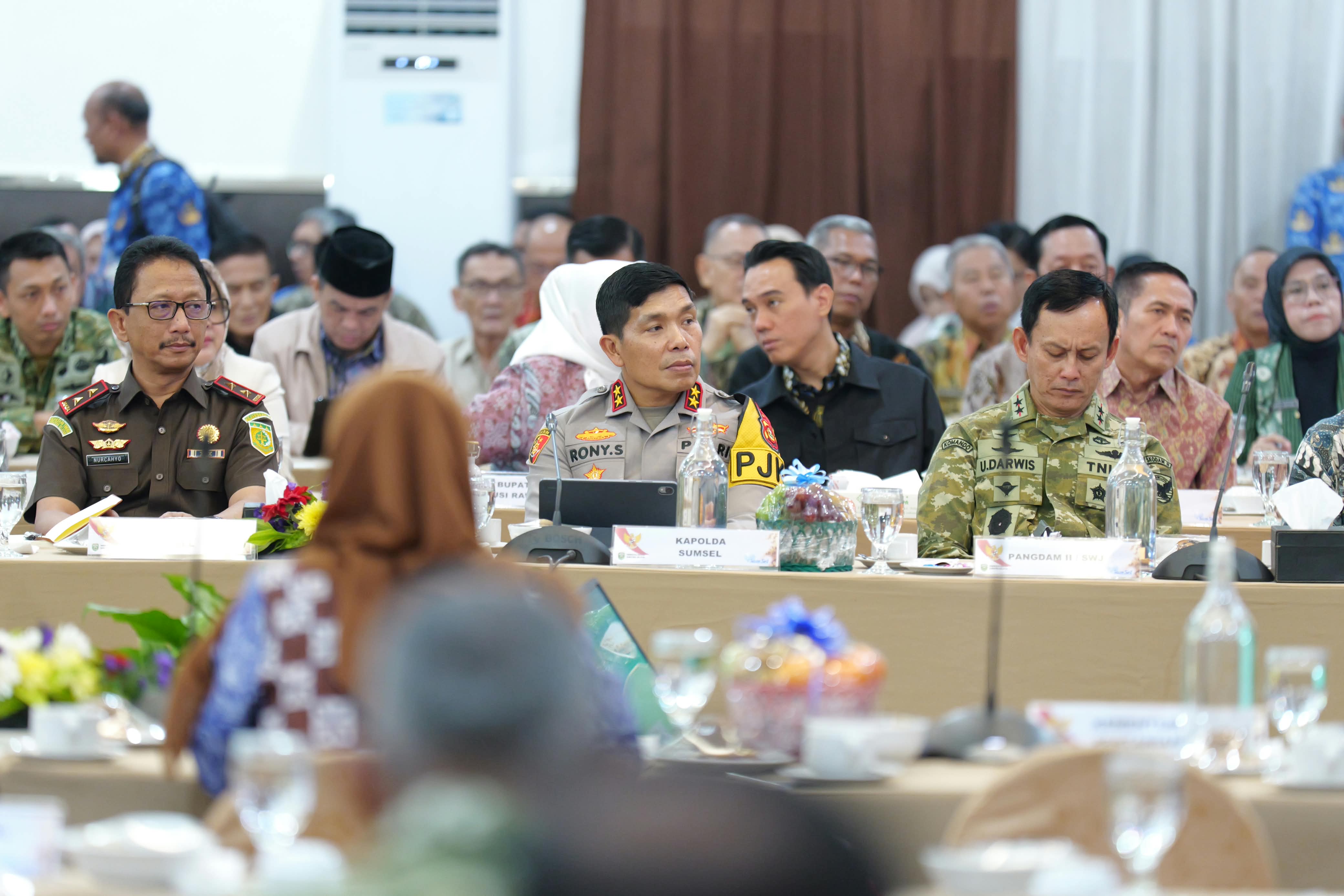 Kapolda Sumsel Hadiri Rakornas Konsolidasi Kesiagaan Karhutla, Perkuat Sinergi Pencegahan dan Penanganan Kebakaran