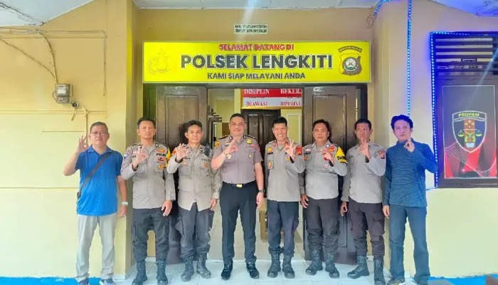 Kapolres Oku Sambangi Polsek Lengkiti, Laksanakan Tugas Dengan Baik Dan Profesional