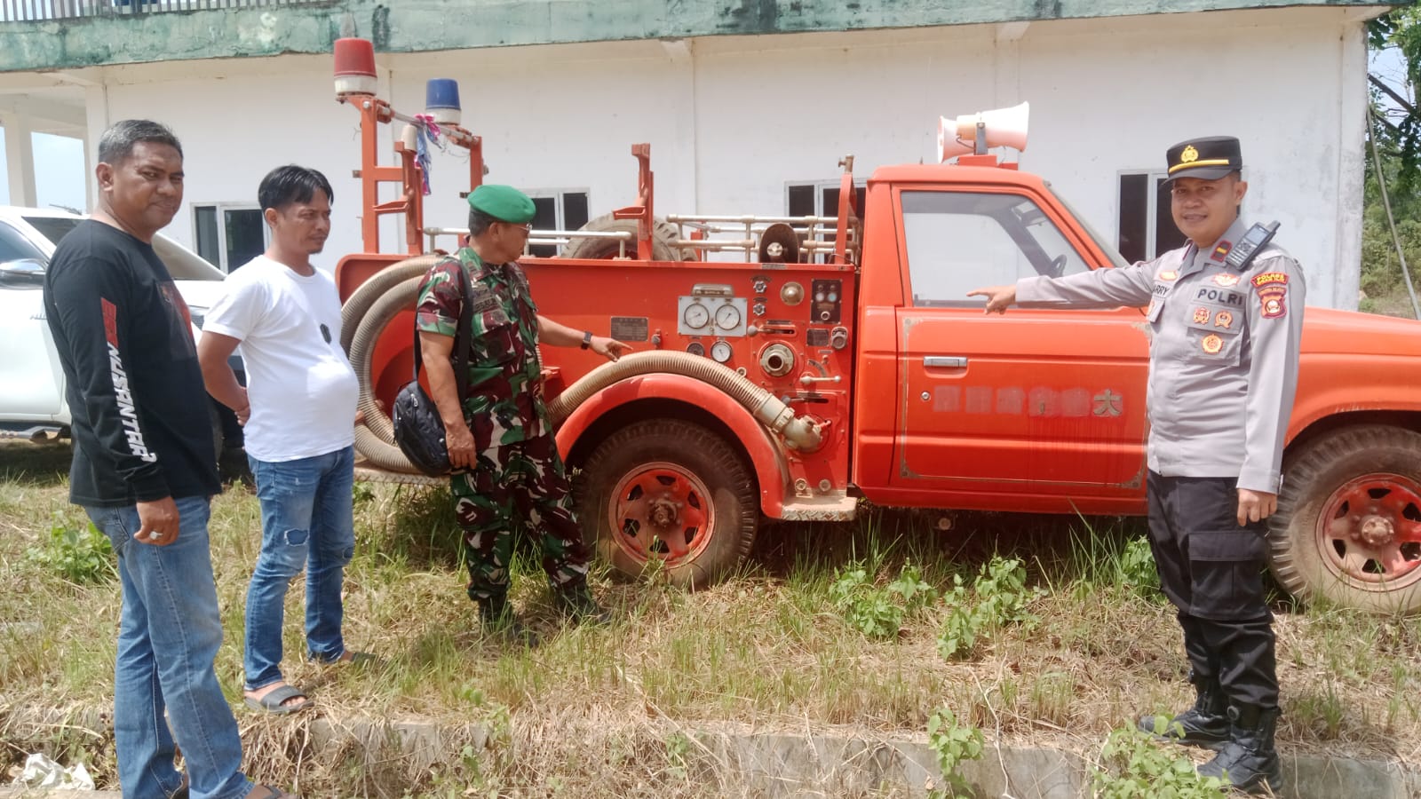 POLSEK MUARA KUANG OGAN ILIR GENCARKAN SOSIALISASI KARHUTLA, AJAK PERUSAHAAN TINGKATKAN KESIAPSIAGAAN