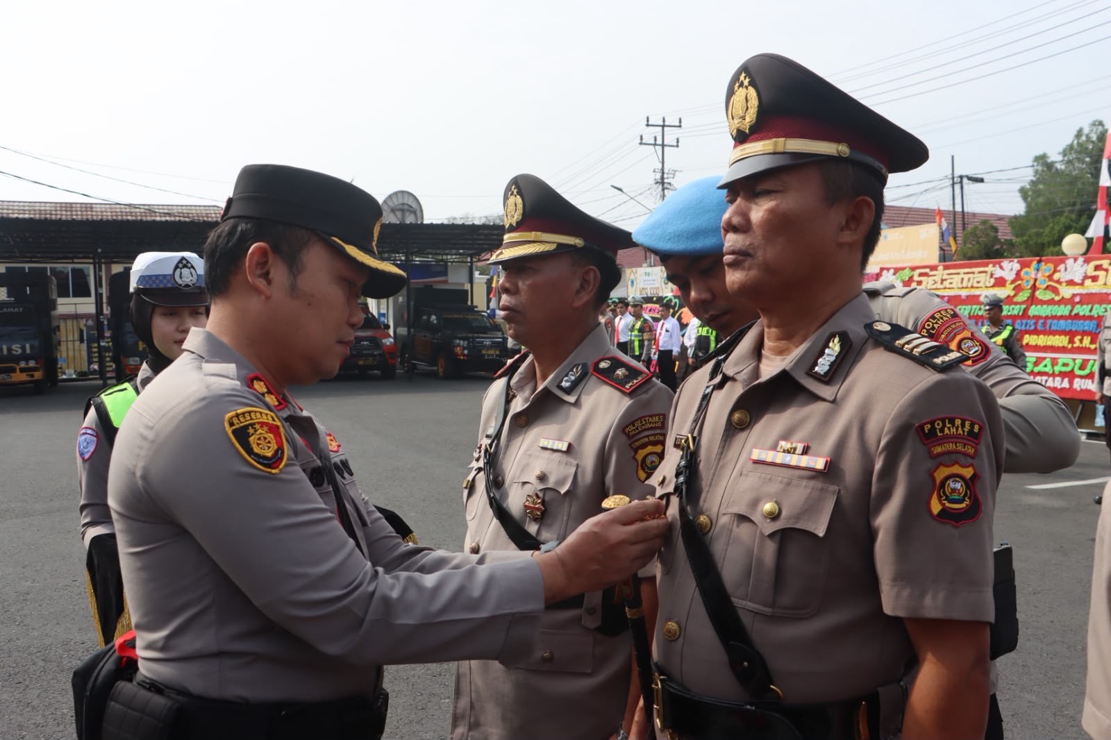 Kapolres Lahat Pimpin Sertijab Kabag Ren, Kasat Resnarkoba, Kapolsek Kota Lahat dan Kapolsek Kikim Barat