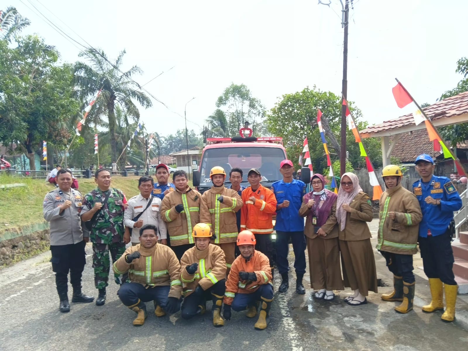 Tidak Ada Korban Jiwa, Polsek Prabumulih Barat dan Damkar Tangani Kebakaran Rumah