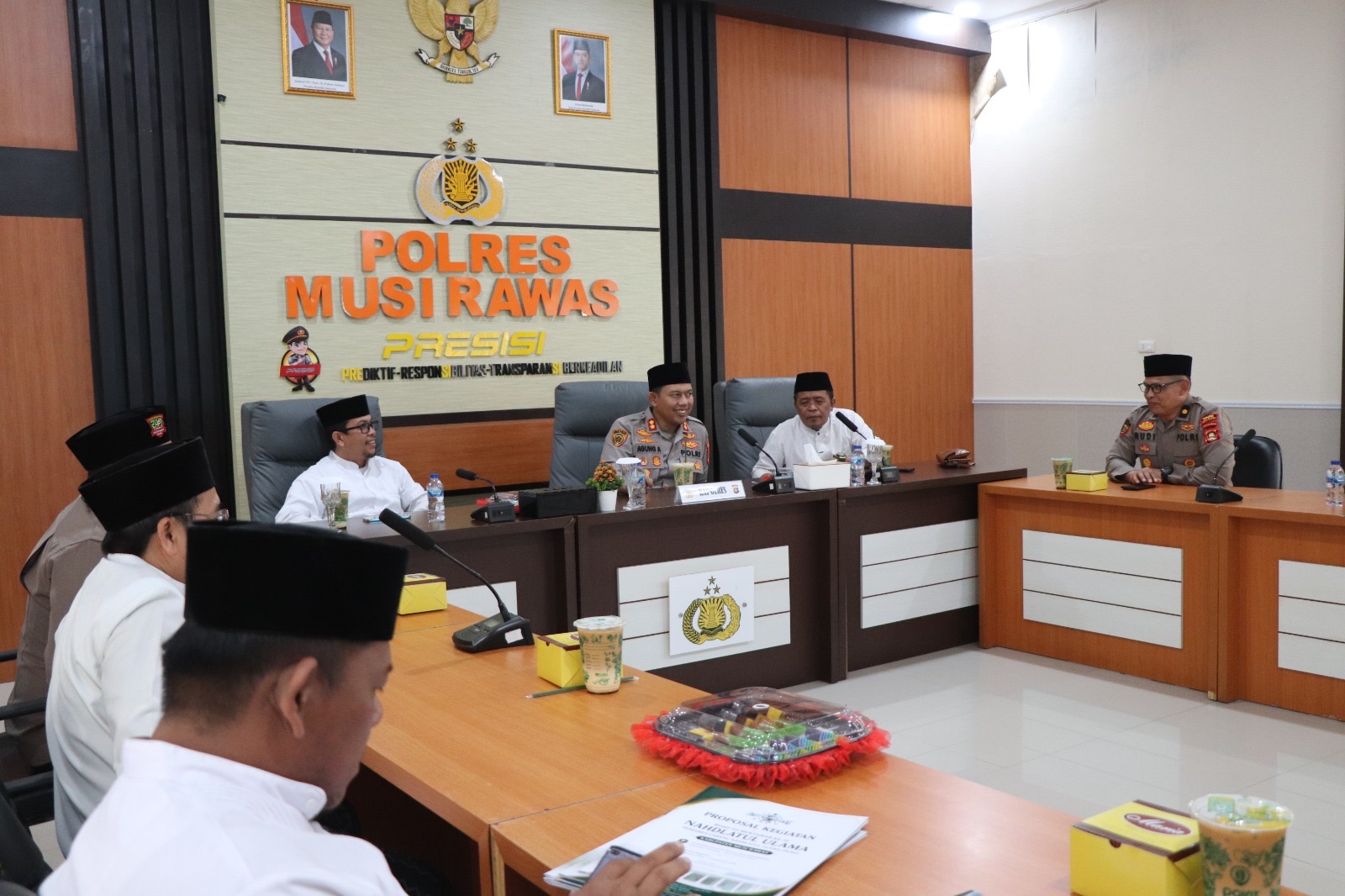 Silaturahmi Ulama dan Umaroh: Polres Musi Rawas Bersama PCNU Perkuat Sinergitas Demi Stabilitas Kamtibmas ​Musi Rawas