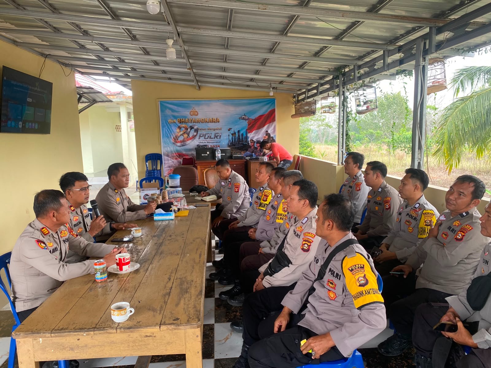Anev Bhabinkamtibmas, Sat Binmas Polres OKI Tekankan Penguatan Pembinaan Masyarakat dan Pencegahan Karhutla