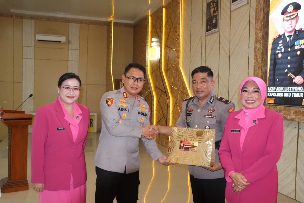 UPACARA SERAH TERIMA JABATAN DAN PISAH SAMBUT KAPOLSEK SEMENDAWAI SUKU III POLRES OKU TIMUR