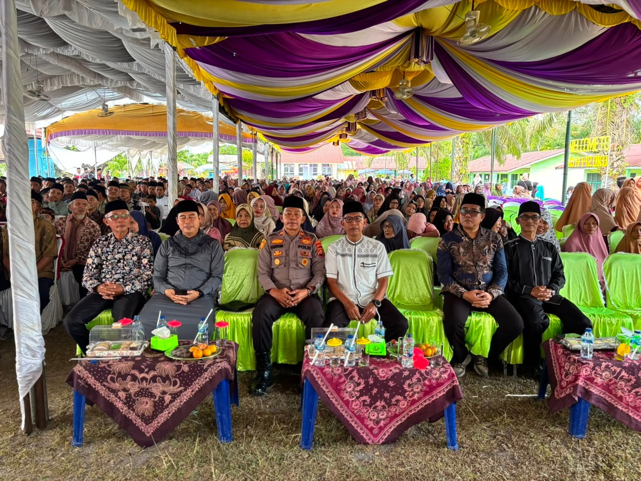 Kapolsek Lubuk Raja Hadiri Tabligh Akbar Napak Tilas HUT ke-47 Desa Lubuk Banjar, Ratusan Jamaah Padati Lokasi